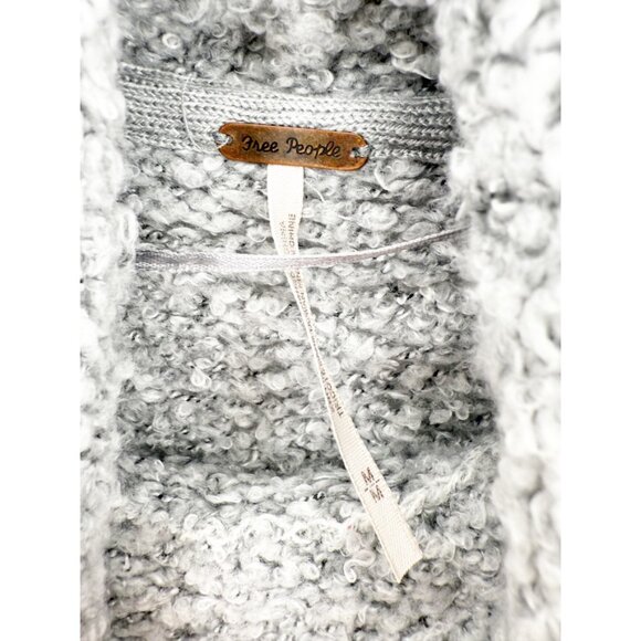 FREE PEOPLE BFF Boucle Sweater Pullover Cowl Neck Slouchy Crop Light Gray M - Picture 7 of 12